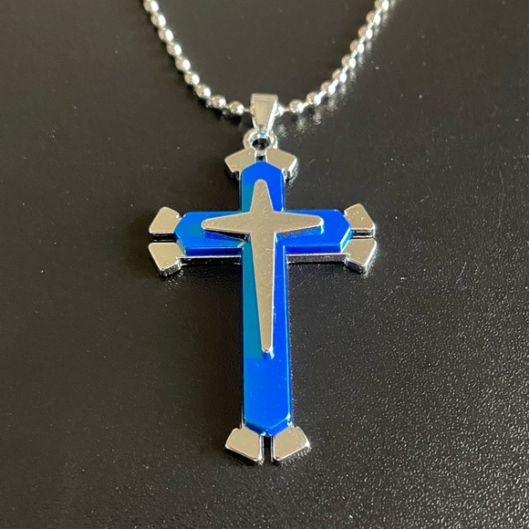 Blue silver cross necklace for men - Picture 5 of 9